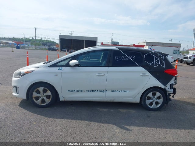 Aukcja sprzedaży 2016 Kia Rondo Lx/lx Value, vin: KNAHT8A3XG7163559, numer aukcji: 12626033