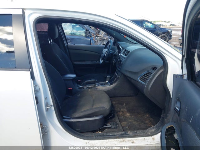 2013 Dodge Avenger Sxt მანქანა იყიდება აუქციონზე, vin: 1C3CDZCB0DN558608, აუქციონის ნომერი: 12626034