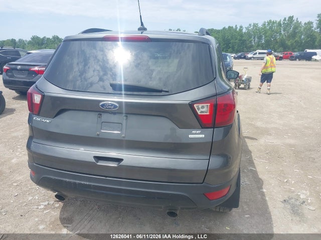 1FMCU0GD8KUB16466 Ford ESCAPE SE