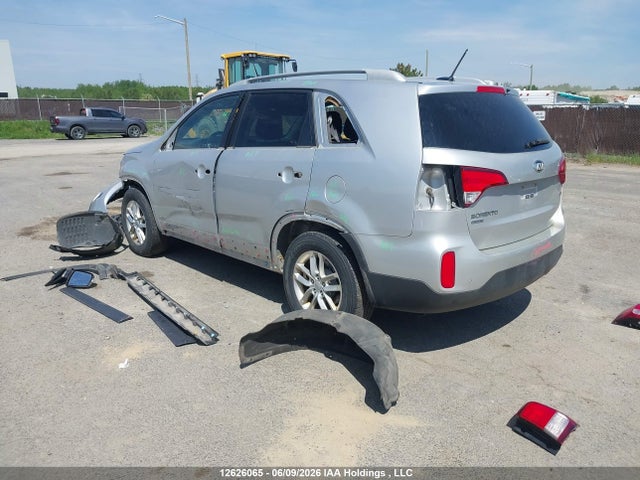 Продажа на аукционе авто 2015 Kia Sorento Lx/lx Premium, vin: 5XYKTCA61FG552050, номер лота: 12626065