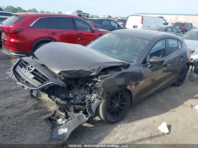 3MZBM1L76GM318091 Mazda MAZDA3