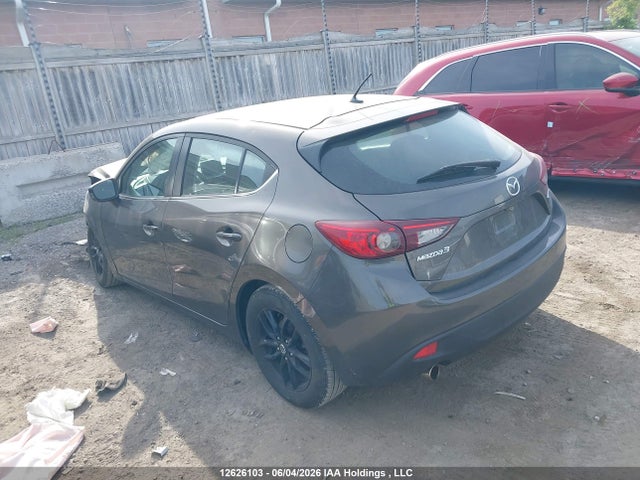 3MZBM1L76GM318091 Mazda MAZDA3