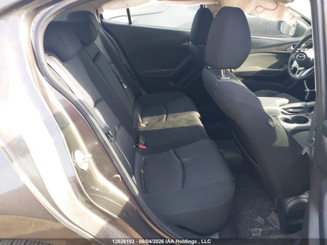 3MZBM1L76GM318091 Mazda MAZDA3