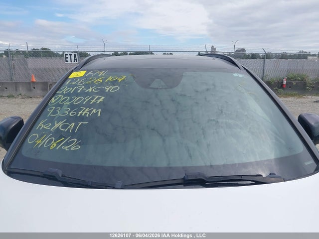 12626107 :رقم المزاد ، YV4162XZ7K2020477 vin ، 2019 Volvo Xc40 T5 Momentum/t5 R-design مزاد بيع