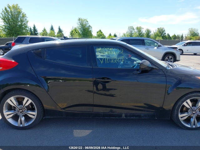 2013 Hyundai Veloster მანქანა იყიდება აუქციონზე, vin: KMHTC6AD0DU102207, აუქციონის ნომერი: 12626122