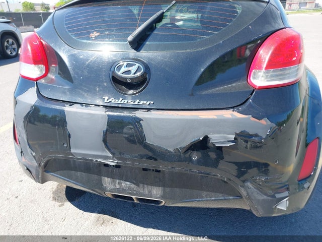 2013 Hyundai Veloster მანქანა იყიდება აუქციონზე, vin: KMHTC6AD0DU102207, აუქციონის ნომერი: 12626122