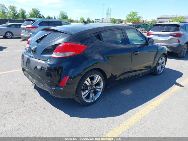2013 Hyundai Veloster მანქანა იყიდება აუქციონზე, vin: KMHTC6AD0DU102207, აუქციონის ნომერი: 12626122
