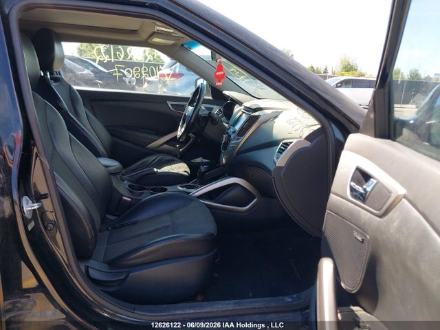 2013 Hyundai Veloster მანქანა იყიდება აუქციონზე, vin: KMHTC6AD0DU102207, აუქციონის ნომერი: 12626122