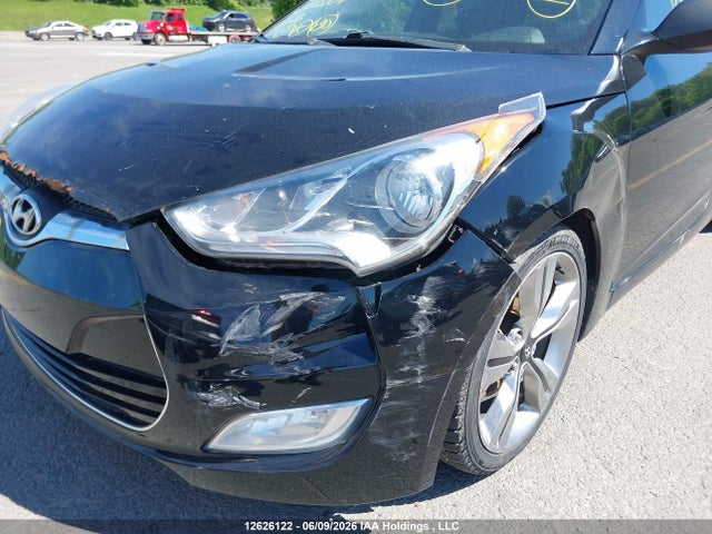 2013 Hyundai Veloster მანქანა იყიდება აუქციონზე, vin: KMHTC6AD0DU102207, აუქციონის ნომერი: 12626122