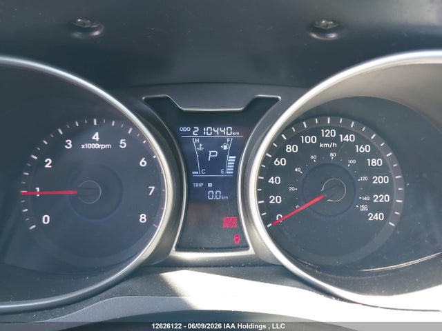 2013 Hyundai Veloster მანქანა იყიდება აუქციონზე, vin: KMHTC6AD0DU102207, აუქციონის ნომერი: 12626122
