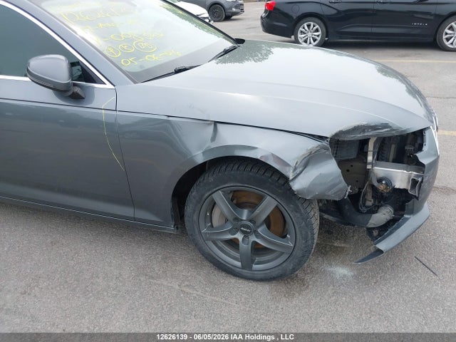 Продажа на аукционе авто 2017 Audi A4 2.0t Komfort, vin: WAUANAF43HN008322, номер лота: 12626139