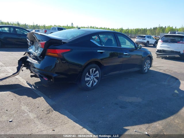 12626143 :رقم المزاد ، 1N4BL4BW5KN318412 vin ، 2019 Nissan Altima S مزاد بيع