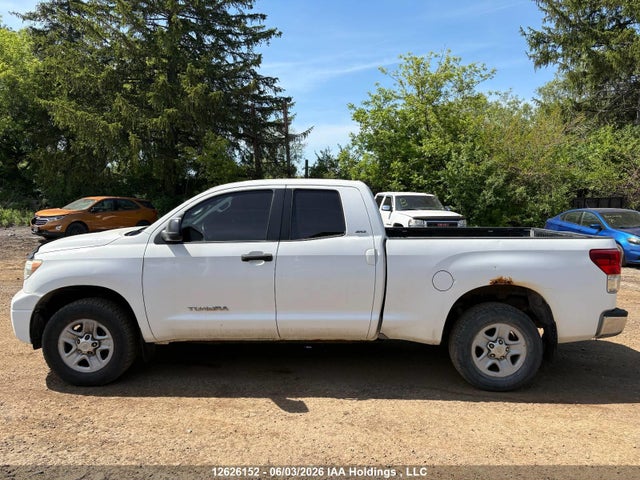2013 Toyota Tundra Double Cab Sr5 მანქანა იყიდება აუქციონზე, vin: 5TFUM5F17DX045646, აუქციონის ნომერი: 12626152