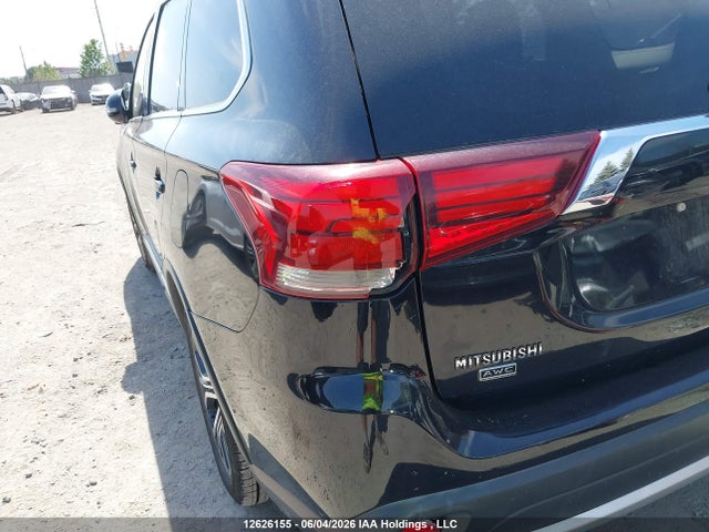 Продаж на аукціоні авто 2017 Mitsubishi Outlander Es, vin: JA4AZ2A37HZ610235, номер лоту: 12626155