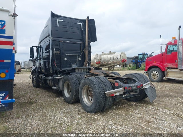 Volvo VNL 2020 4V4NC9EJ6LN222668 Image 3
