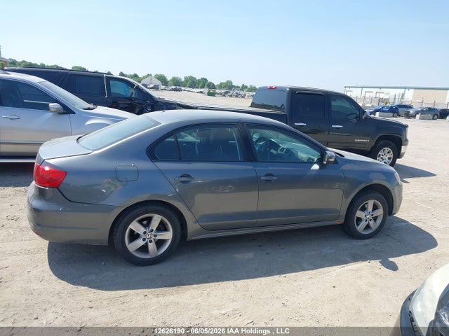 12626190 :رقم المزاد ، 3VW2K7AJ5EM216379 vin ، 2014 Volkswagen Jetta مزاد بيع