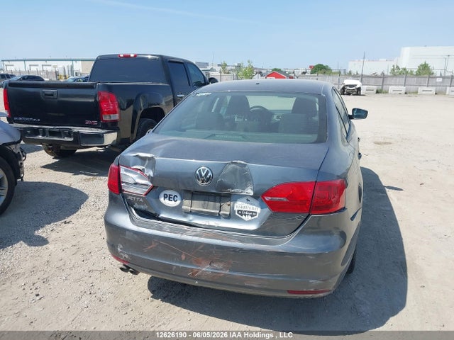 12626190 :رقم المزاد ، 3VW2K7AJ5EM216379 vin ، 2014 Volkswagen Jetta مزاد بيع