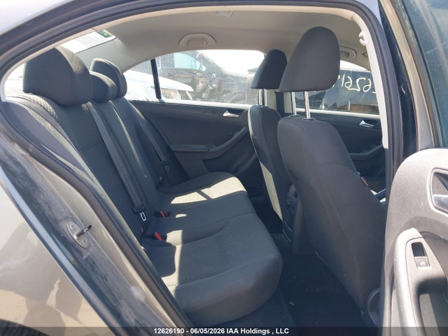 12626190 :رقم المزاد ، 3VW2K7AJ5EM216379 vin ، 2014 Volkswagen Jetta مزاد بيع
