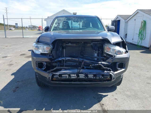 12626226 :رقم المزاد ، 5TFRX5GN5HX095546 vin ، 2017 Toyota Tacoma Access Cab/sr/sr5 مزاد بيع