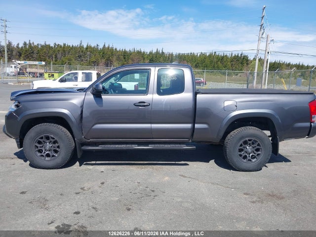 12626226 :رقم المزاد ، 5TFRX5GN5HX095546 vin ، 2017 Toyota Tacoma Access Cab/sr/sr5 مزاد بيع