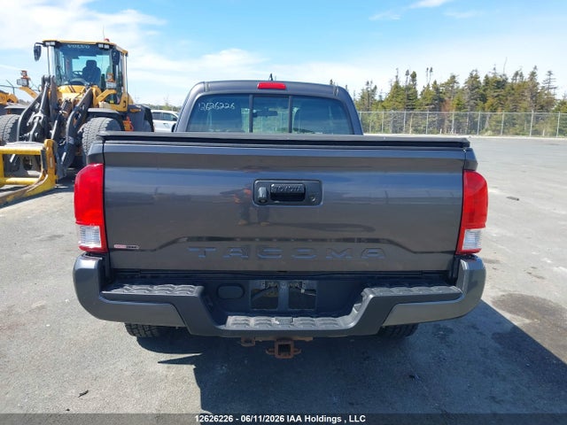 12626226 :رقم المزاد ، 5TFRX5GN5HX095546 vin ، 2017 Toyota Tacoma Access Cab/sr/sr5 مزاد بيع
