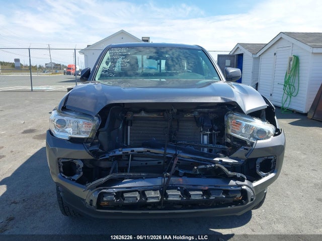 12626226 :رقم المزاد ، 5TFRX5GN5HX095546 vin ، 2017 Toyota Tacoma Access Cab/sr/sr5 مزاد بيع