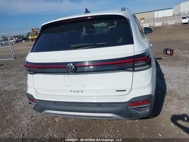 3VVUC7B21SM038399 Volkswagen TAOS SE