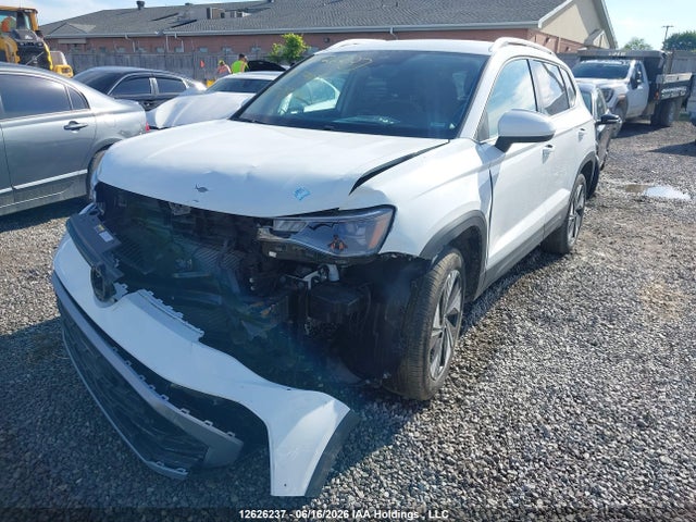 3VVUC7B21SM038399 Volkswagen TAOS SE