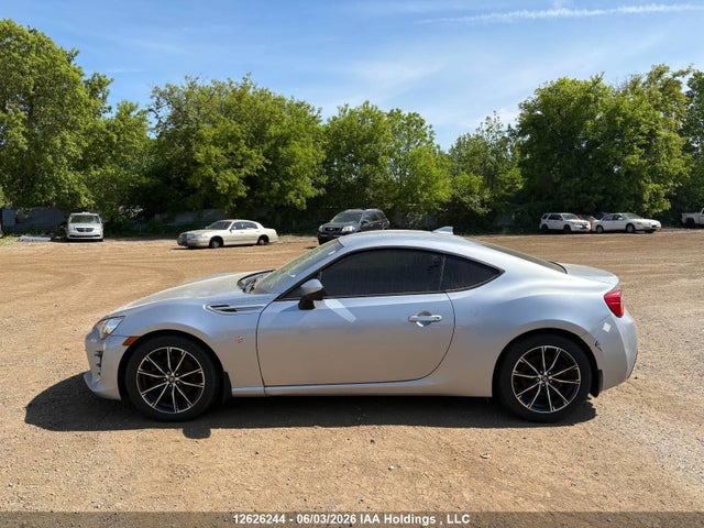 2017 Toyota 86 Special Edition მანქანა იყიდება აუქციონზე, vin: JF1ZNAA17H8701336, აუქციონის ნომერი: 12626244