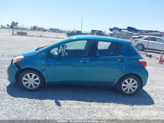 2014 Toyota Yaris Le მანქანა იყიდება აუქციონზე, vin: VNKKTUD33EA001664, აუქციონის ნომერი: 12626288