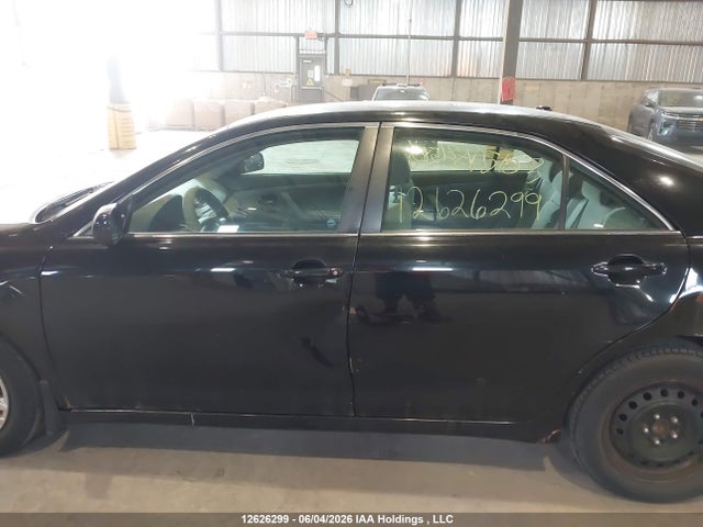 2011 Toyota Camry Se/le/xle მანქანა იყიდება აუქციონზე, vin: 4T1BF3EK6BU215103, აუქციონის ნომერი: 12626299