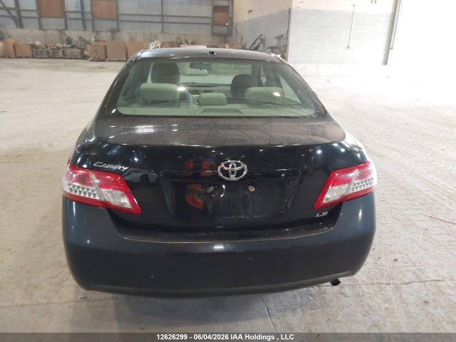 2011 Toyota Camry Se/le/xle მანქანა იყიდება აუქციონზე, vin: 4T1BF3EK6BU215103, აუქციონის ნომერი: 12626299
