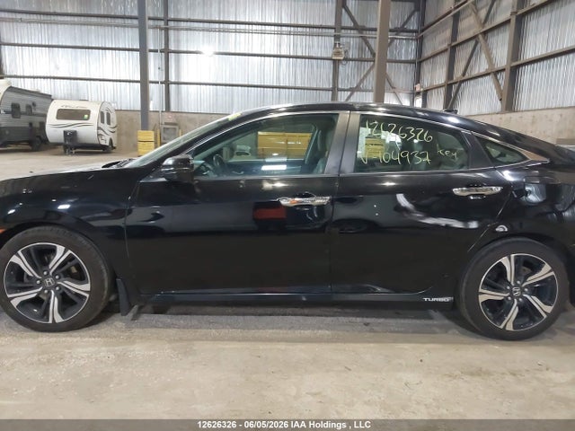 Продаж на аукціоні авто 2017 Honda Civic Touring, vin: 2HGFC1F9XHH104937, номер лоту: 12626326