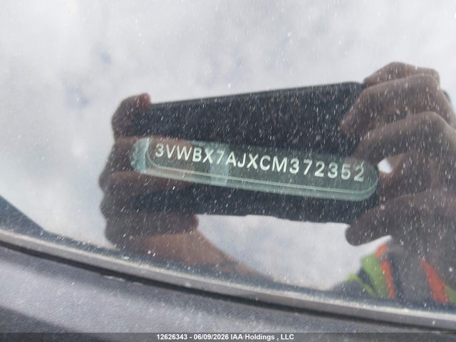 12626343 :رقم المزاد ، 3VWBX7AJXCM372352 vin ، 2012 Volkswagen Jetta Se مزاد بيع