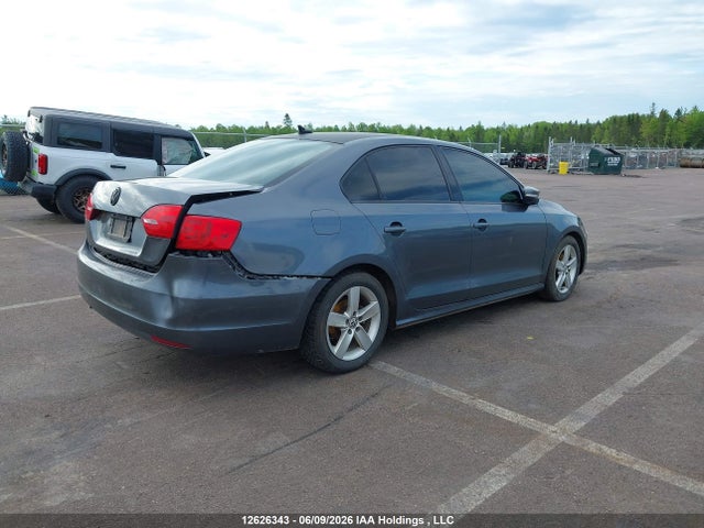 12626343 :رقم المزاد ، 3VWBX7AJXCM372352 vin ، 2012 Volkswagen Jetta Se مزاد بيع