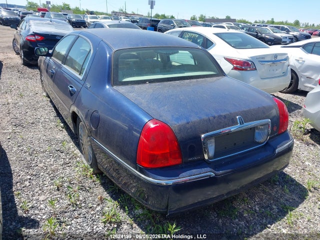 Продажа на аукционе авто 2009 Lincoln Town Car Signature Limited, vin: 2LNHM82VX9X601389, номер лота: 12624199