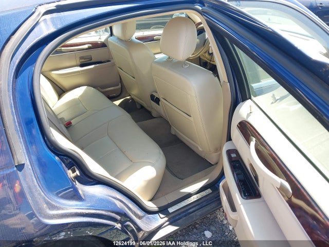 Продажа на аукционе авто 2009 Lincoln Town Car Signature Limited, vin: 2LNHM82VX9X601389, номер лота: 12624199
