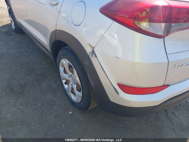 Продаж на аукціоні авто 2016 Hyundai Tucson Se, vin: KM8J23A40GU042748, номер лоту: 12626371