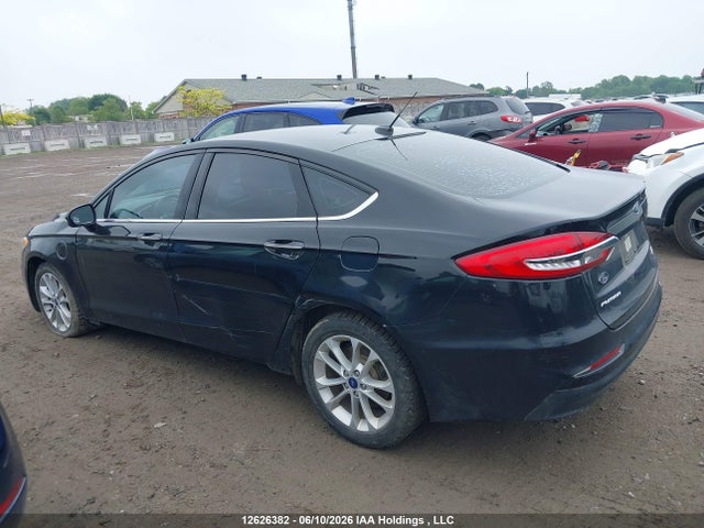 12626382 :رقم المزاد ، 3FA6P0PU0LR182744 vin ، 2020 Ford Fusion Energi مزاد بيع