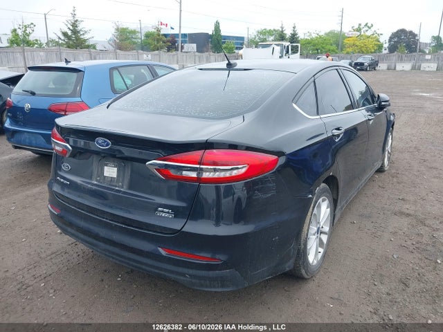 12626382 :رقم المزاد ، 3FA6P0PU0LR182744 vin ، 2020 Ford Fusion Energi مزاد بيع
