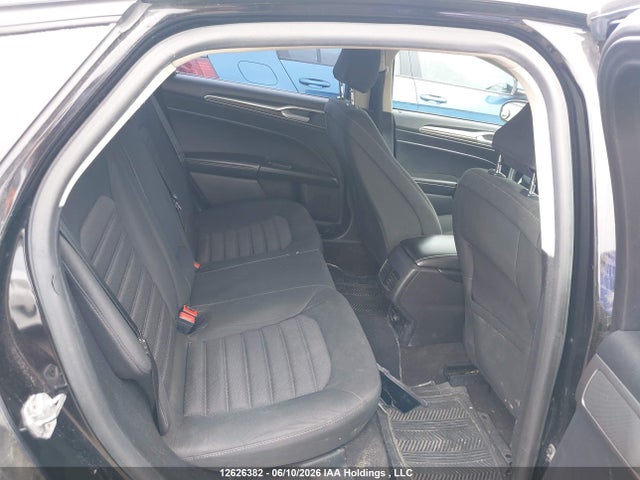 12626382 :رقم المزاد ، 3FA6P0PU0LR182744 vin ، 2020 Ford Fusion Energi مزاد بيع