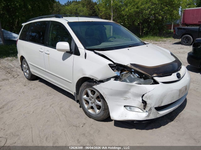 12626389 :رقم المزاد ، 5TDKK4CC2AS291535 vin ، 2010 Toyota Sienna Ce/le مزاد بيع
