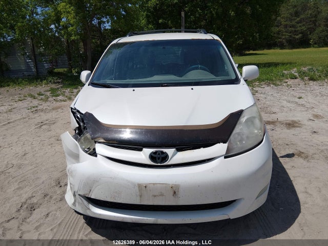 12626389 :رقم المزاد ، 5TDKK4CC2AS291535 vin ، 2010 Toyota Sienna Ce/le مزاد بيع