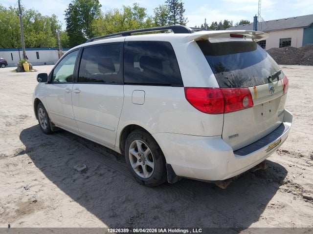12626389 :رقم المزاد ، 5TDKK4CC2AS291535 vin ، 2010 Toyota Sienna Ce/le مزاد بيع