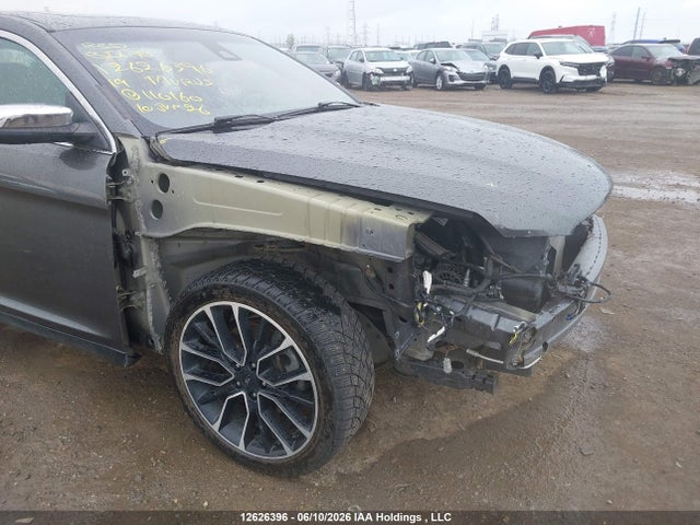 Ford Taurus Limited 2019 1FAHP2J82KG110160 Image 20