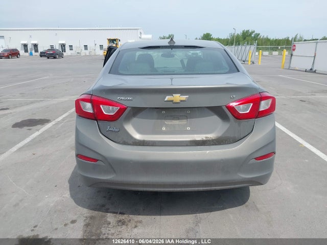 12626410 :رقم المزاد ، 1G1BE5SM0J7176605 vin ، 2018 Chevrolet Cruze مزاد بيع