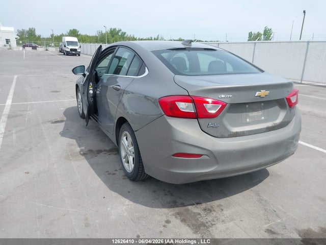 12626410 :رقم المزاد ، 1G1BE5SM0J7176605 vin ، 2018 Chevrolet Cruze مزاد بيع
