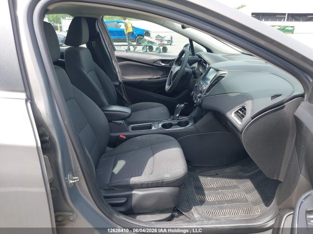 12626410 :رقم المزاد ، 1G1BE5SM0J7176605 vin ، 2018 Chevrolet Cruze مزاد بيع