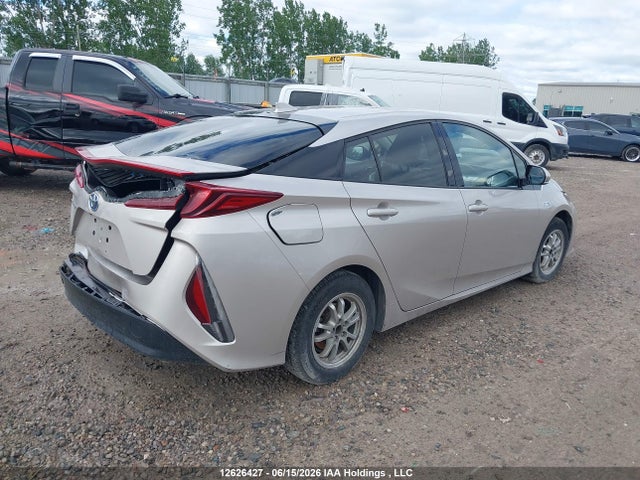 Toyota PRIUS PRIME 2018 JTDKARFP9J3094507 Image 4