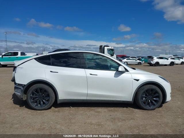 Tesla Model Y Long Range 2020 5YJYGDEE6LF059733 Image 14